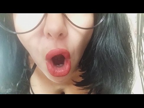 ❤️ Draga, tvoja mačeha ti danes ne dovoli iti v šolo... Preveč te potrebujem ... ️ Sex video pri nas